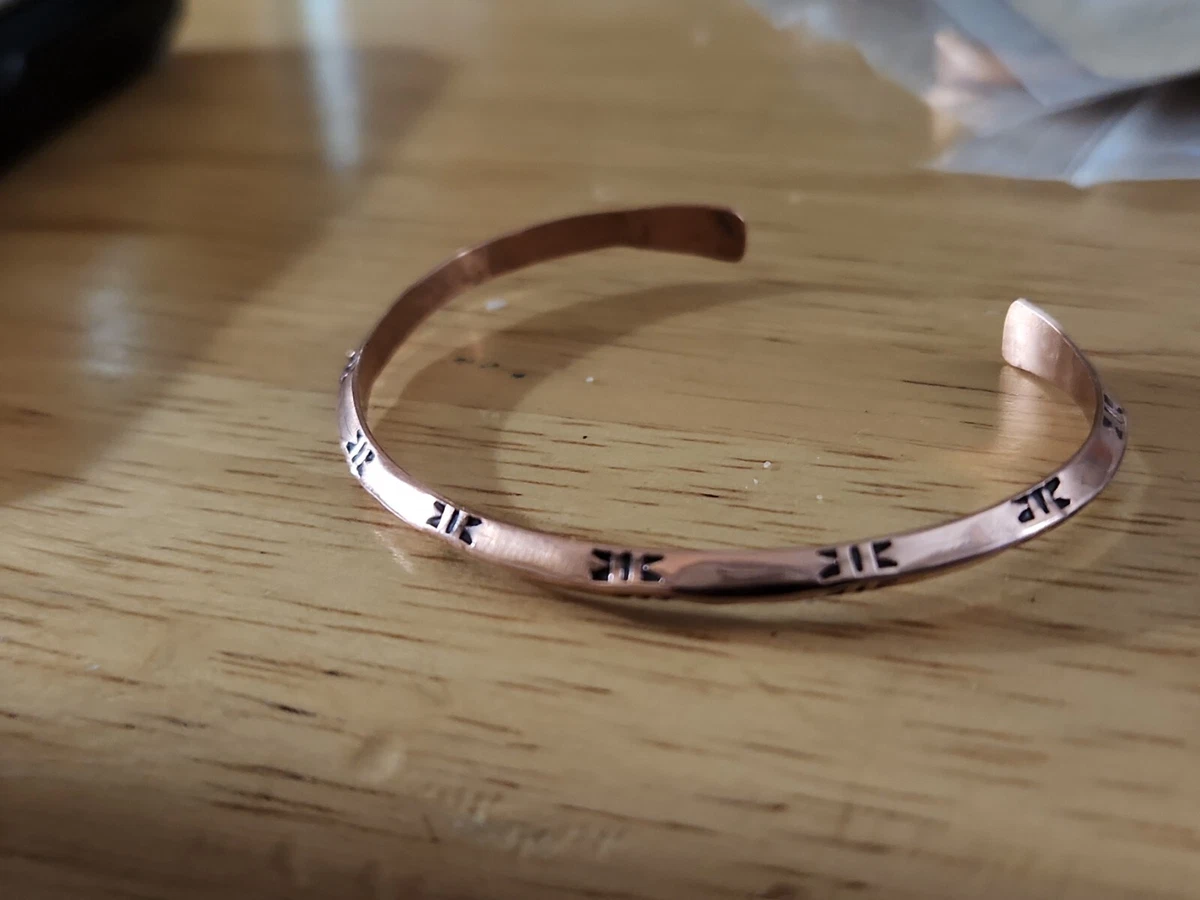 Hand shaped hotsell bracelet