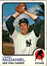 1973 Topps Baseball Lindy McDaniel crease