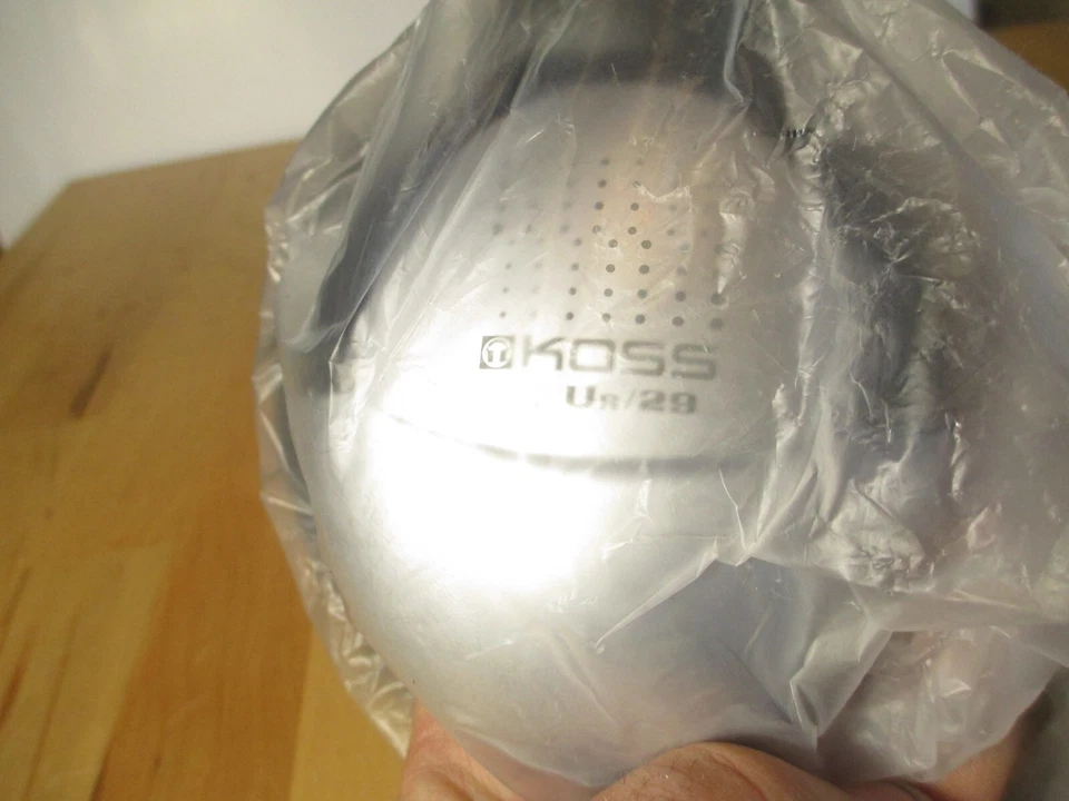 PE UR29 Full-Size Collapsible Over-Ear Headphones Coreded NEW - Image 3 of 4