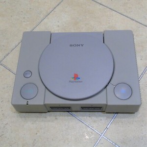Sony PlayStation 1 PAL SCPH-7502- grey