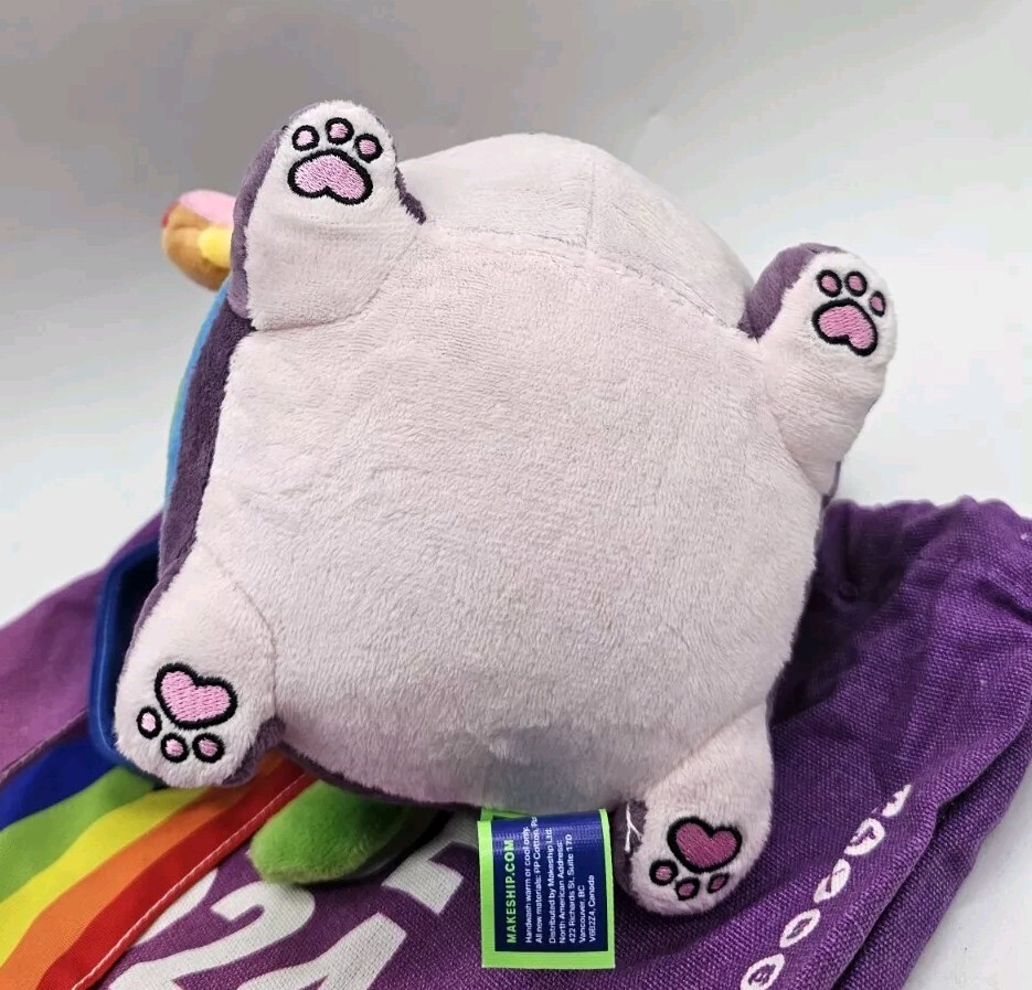 Peluche Makeship Emotional Support Demon Con Torta Di Compleanno, Edizione Limitata