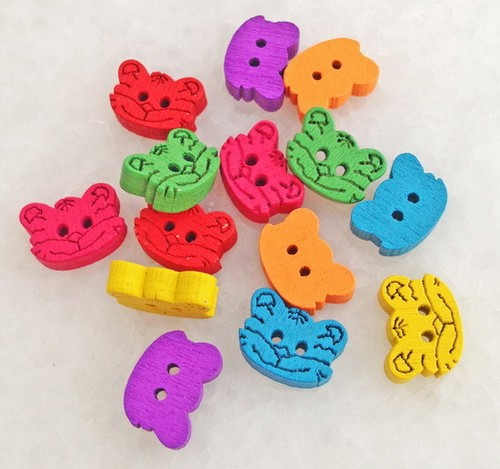 100Pcs Flower shape Wood Button 2 Holes Mixed Color Sewing DIY Crafts Znk220 - Picture 5 of 5