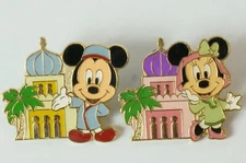 Tokyo Disney Resort Game Prize Pin Arabian Palace Mickey Minnie