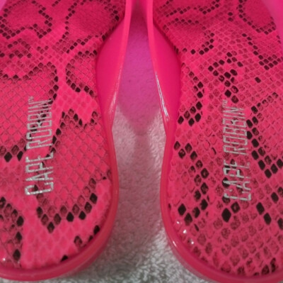 Mules à Enfiler Cape Robbin Venomous - Taille 7/8, Rose, Plastique, Plateforme, Neuves Emballées
