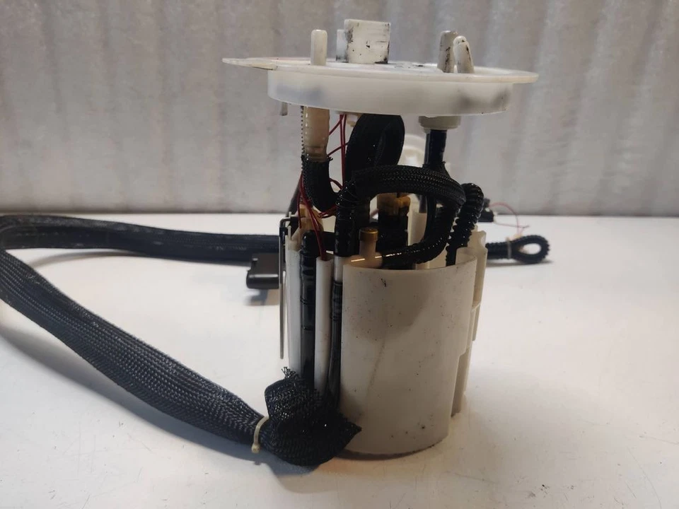 Volvo V60 2011 diésel en tanque bomba de combustible emisor de nivel 31274669 VOV19028 - Imagen 4 de 4