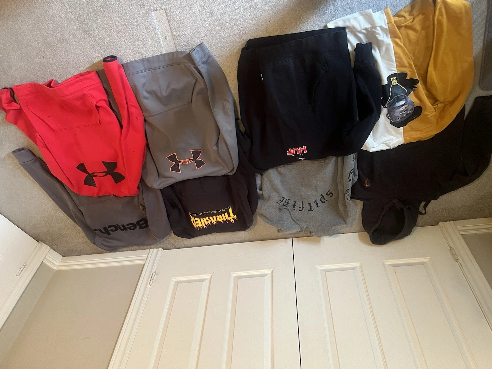 Picture 1 of 2