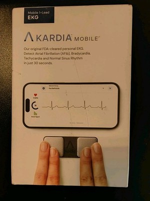AliveCor KardiaMobile Handheld Digital EKG, Smartphone Compatible AC-009