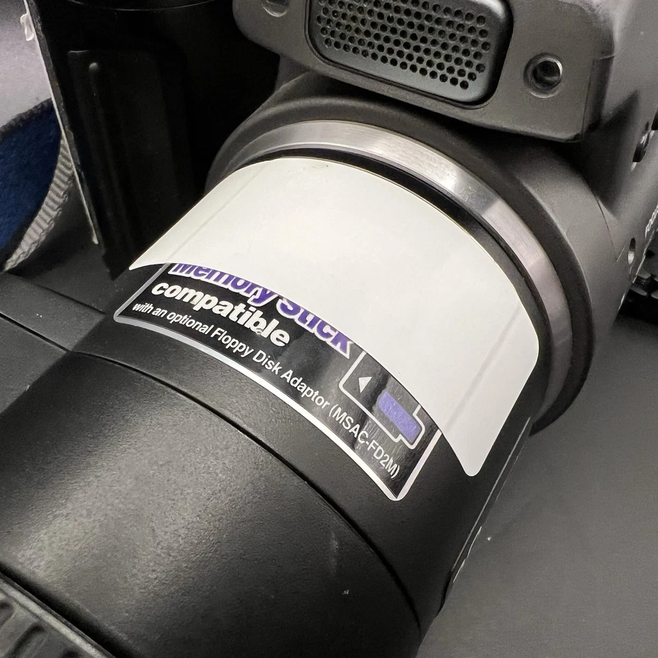 Sony Mavica Digital Camera MVC-FD95 2MP Floppy Disk 10x Zoom BATTERY TESTED READ - Image 3 of 4