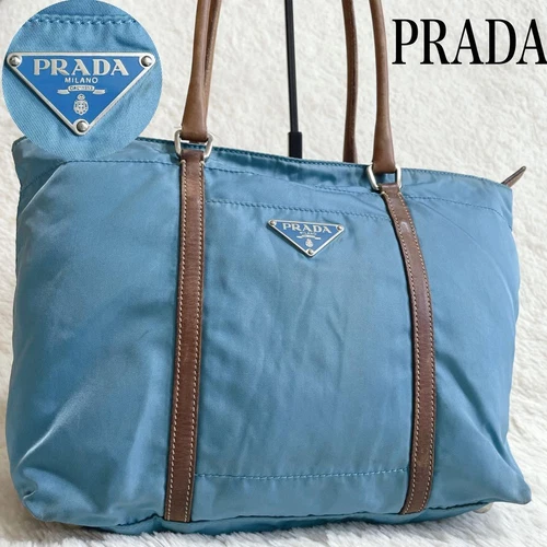 Sac à main fourre tout nylon logo PRADA bleu clair femme OCCASION DU JAPON