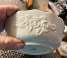 LENOX China Rose Blossom Bowl  Rosebud Ivory w/ 24k gold 5 1/2