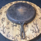 Unmarked Wagner 11 1/4 inch Cast Iron Skillet Griddle Made in USA