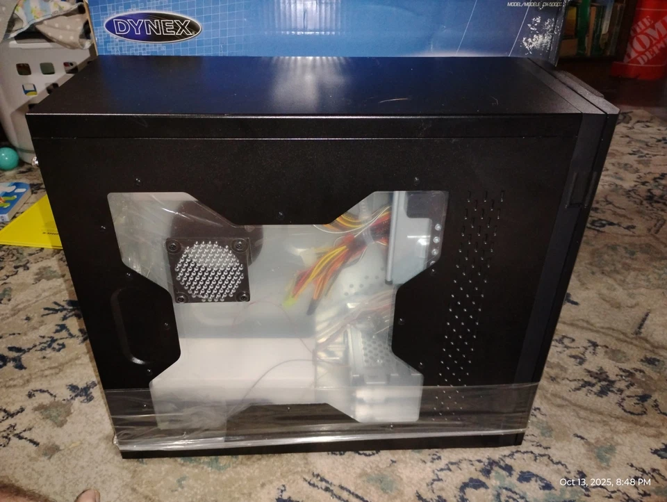 Estuche para computadora Dynex Dx-500cc ATX torre media con fuente de alimentación y ventilador Foto 3 de 4