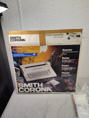 Smith-Corona Display Dictionary Electronic Typewriter Word Processor Open Box