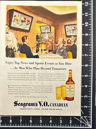 1946 Seagrams VO Canadian Whiskey Vintage Print Ad Hockey Game TV Bar Lounge - Picture 3 of 7