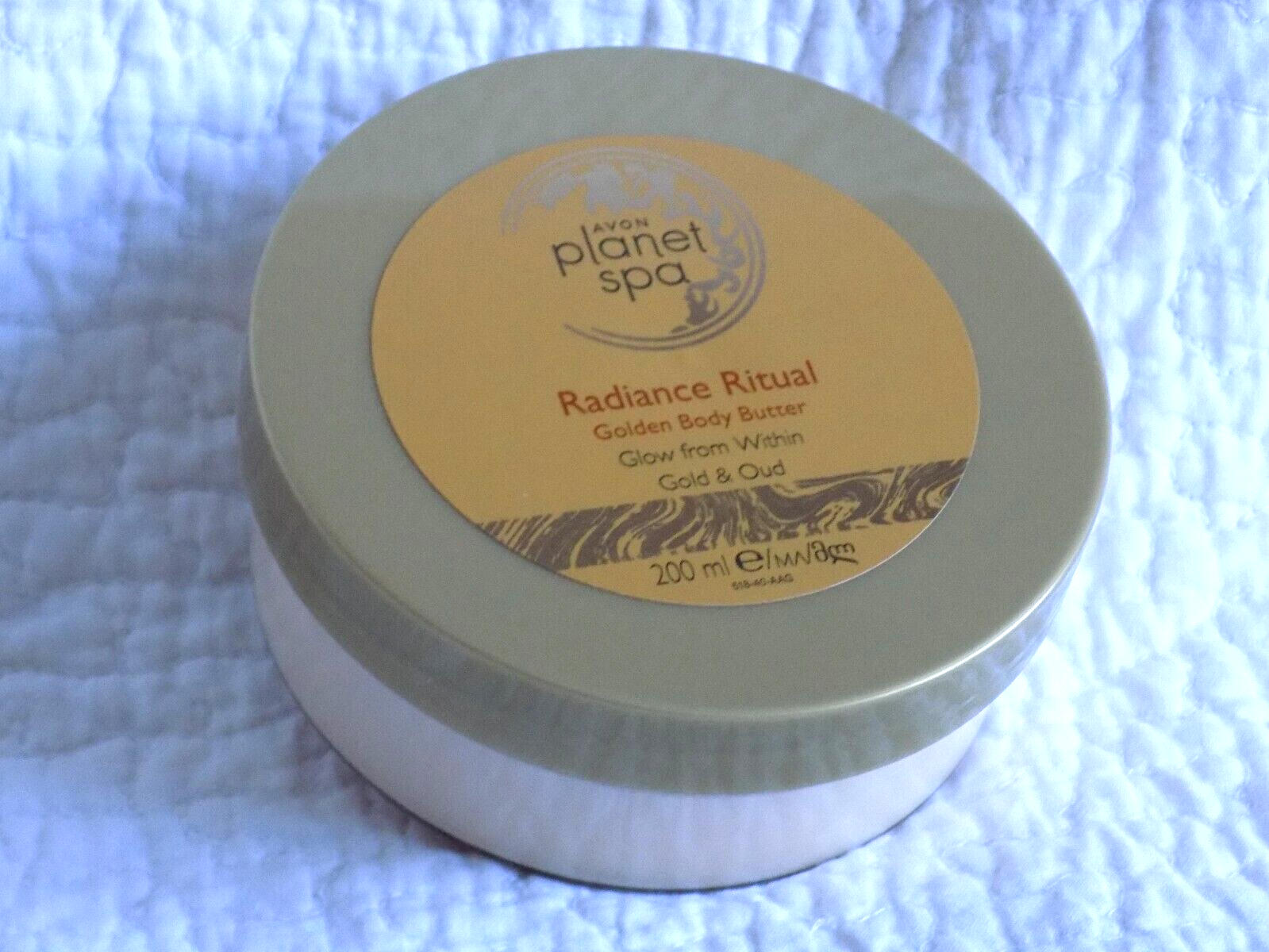 AVON PLANET SPA ~ RADIANCE RITUAL GOLDEN BODY BUTTER WITH GOLD & OUD 200ml *NEW*