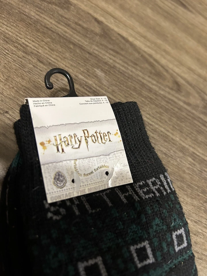 Harry Potter Slytherin Calcetines Altos Negro y Verde Mundo Mágico ¡Nuevos! Foto 2 de 4