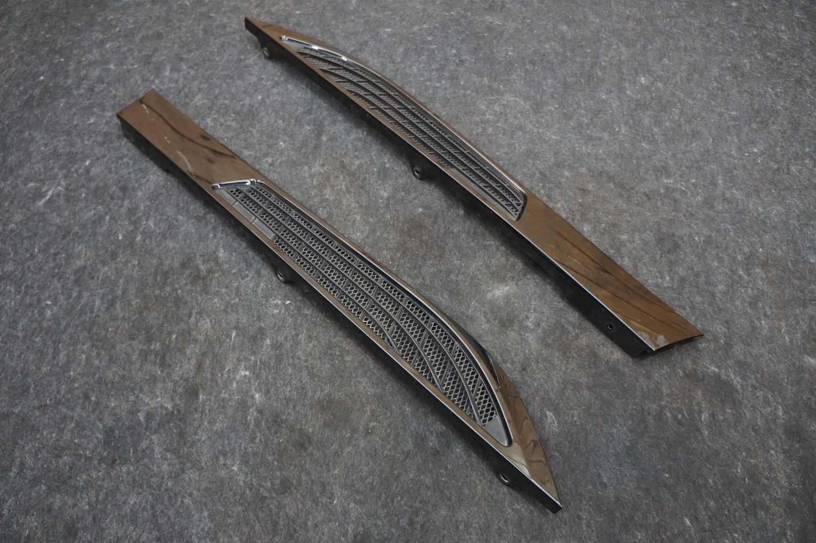 Set Rear Left Right Roof Pillar Air Grille Panel OEM 51447352685 Bmw I8 2014-17