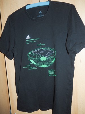 T-Shirt - Adidas - Lego Brick Field Stadium - Größe XS