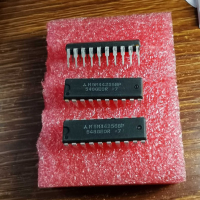 10PCS IC MITSUBISHI DIP-20 M5M44256BP-7 M5M44256BP M5M44256