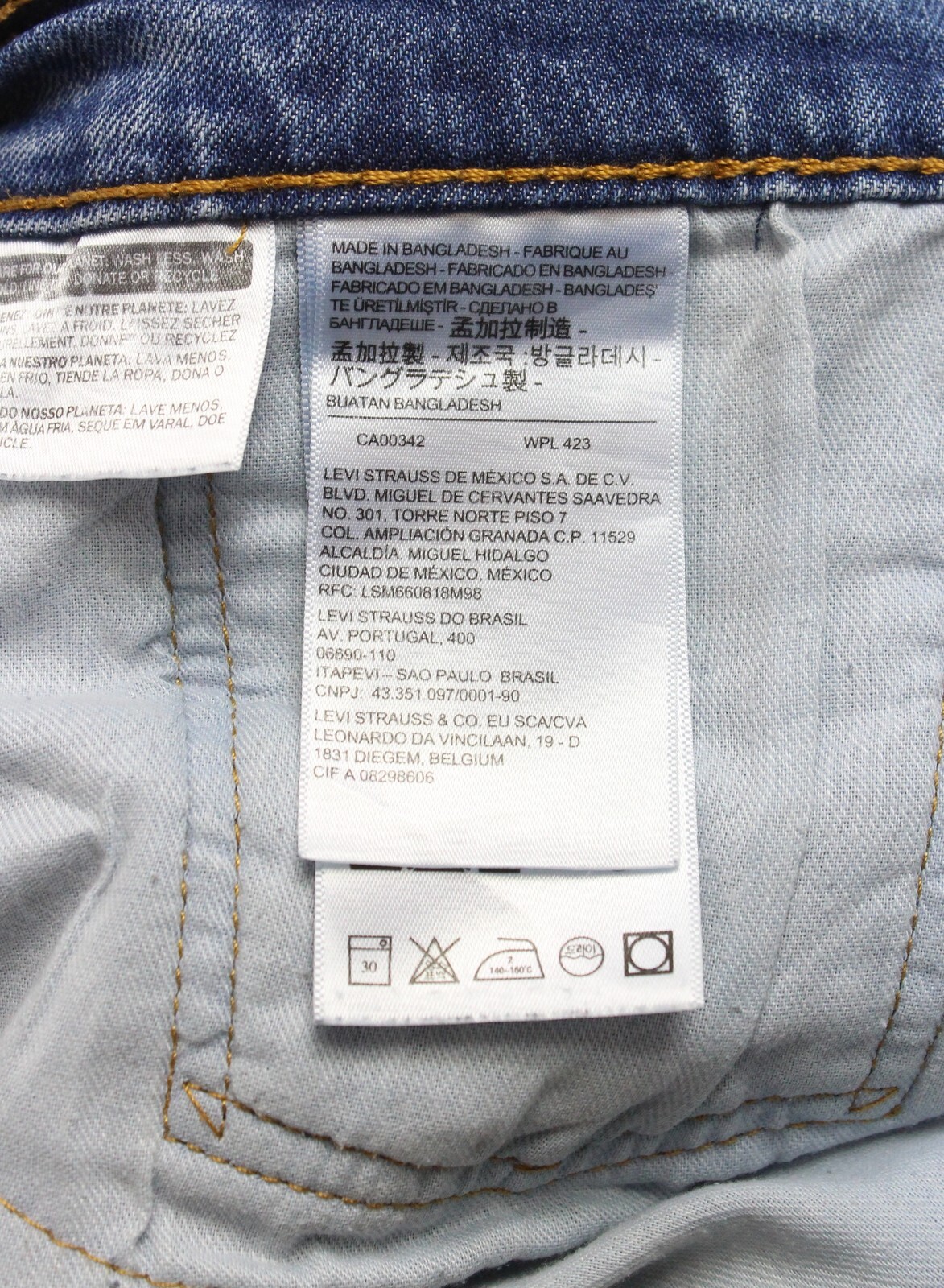 Levi's 511 Jeans Mens W36/L32 Slim Fit Fade Effect Zip Fly Denim Whiskers Blue thumbnail 8