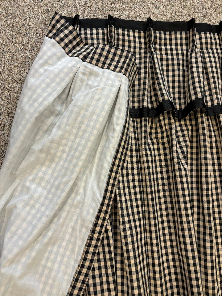 Ballard Designs Fully Lined Pinch Pleat Drape w/Valance 54X84 Black/Tan - Image 3 of 4