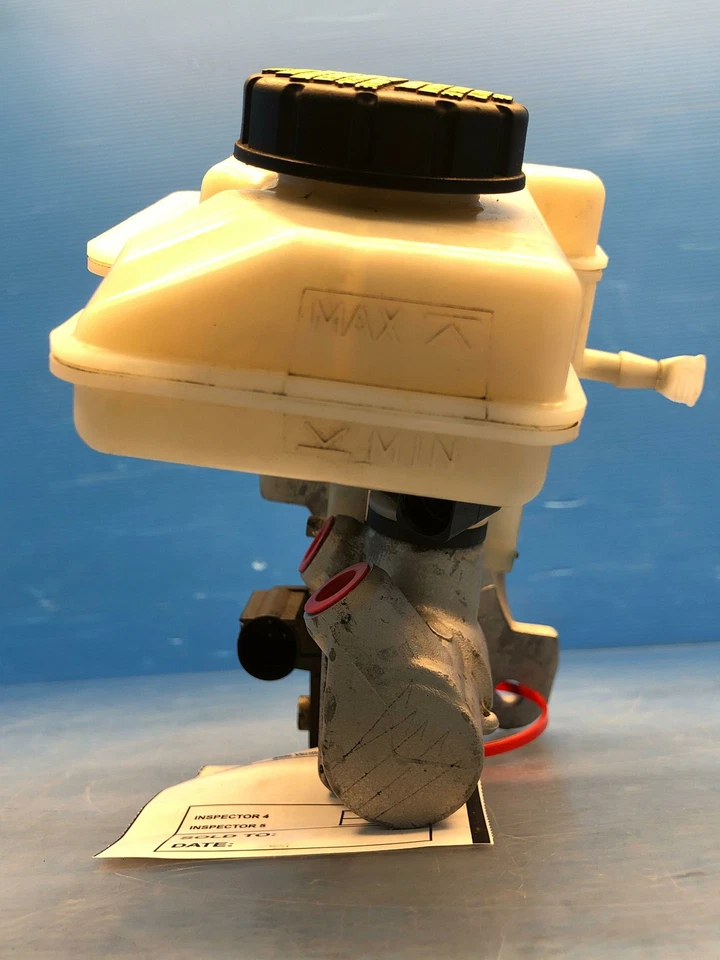 2015-2020 AUDI S3 OEM SDN BRAKE MASTER CYLINDER W/ FLUID RESERVOIR TANK 32668423 - Изображение 2 из 4