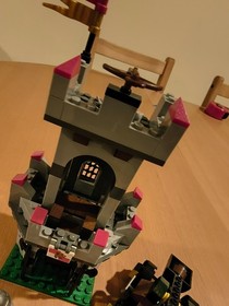 Lego Castle Kingdoms 7948 Outpost Complete set.  Retro Vintage