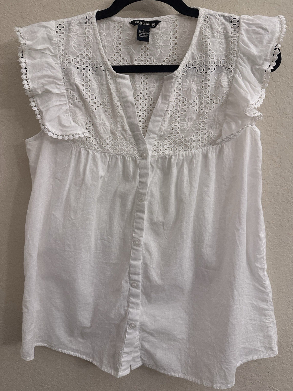 Millenium Medium White Eyelet Lace Ruffle Top 100… - image 1