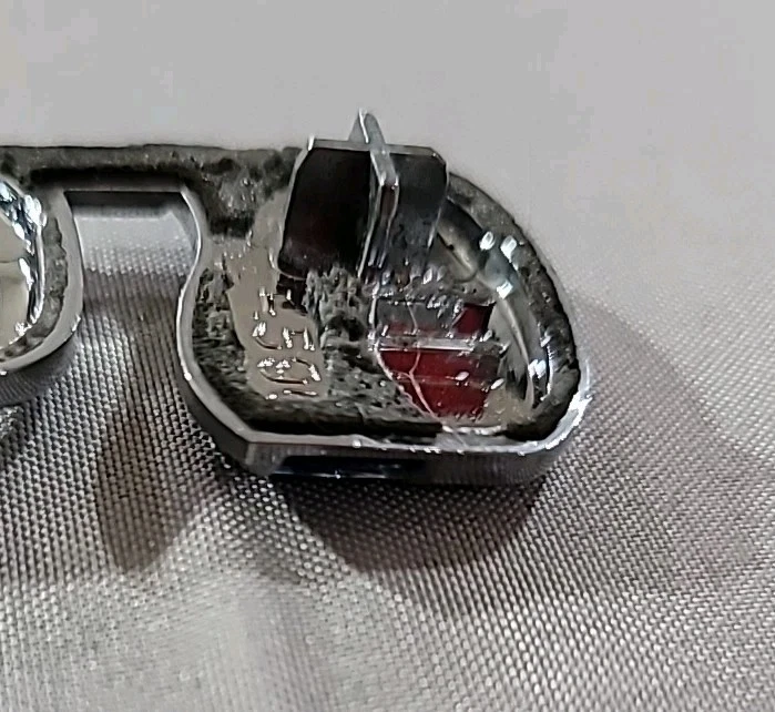 Toyota 75374-47060 "HYBRID" Fender Emblem PRIUS 12/16 USED OEM REFURB ISHED - Image 3 of 4