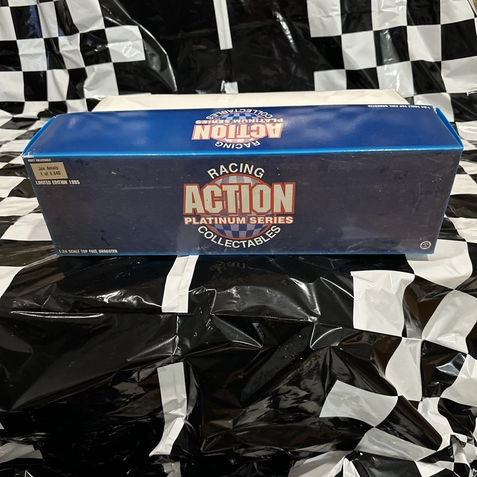 Joe Amato Valvoline Top Fuel Dragster escala 1:24 acción 1 de 5.640 Foto 2 de 3