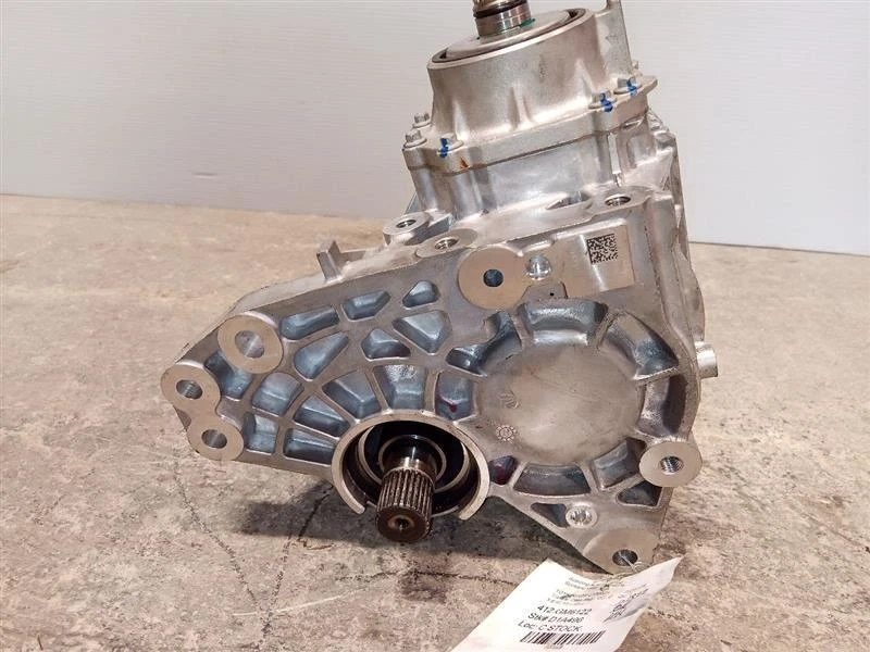 Caja de transferencia desde Cadillac XT6 2022 9155538 Foto 3 de 4