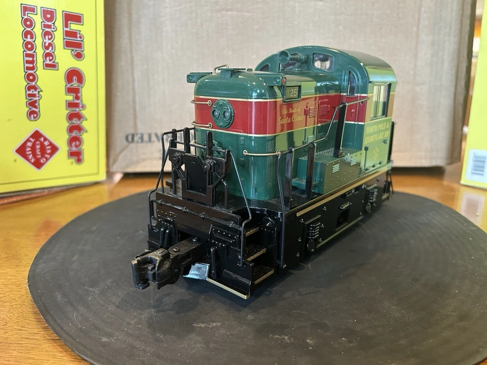 Aristo-Craft ART-22525 Christmas Lil Critter Diesel Loco, G Scale, C7/EX - Image 2 of 4