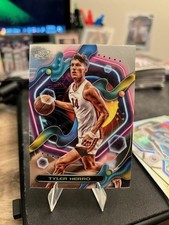 2023-24 Topps Cosmic Chrome - Tyler Herro #69