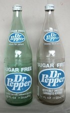 Vintage used DR. PEPPER SUGAR FREE 1980's QUART BOTTLES 2 ORIGINAL CAPS