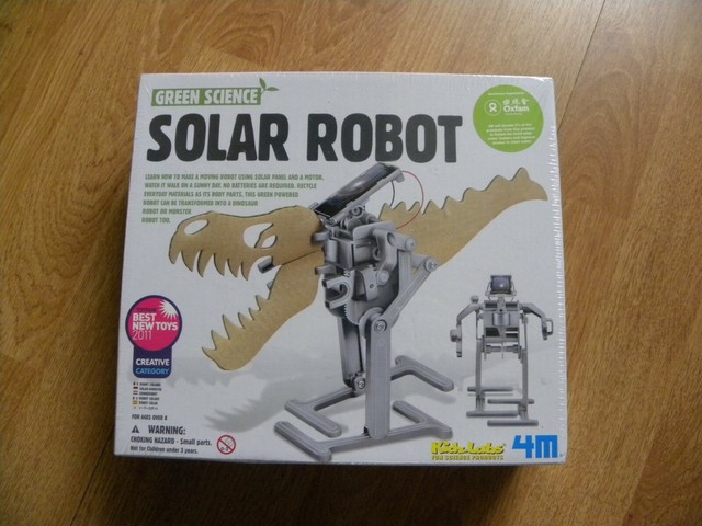 4m solar robot