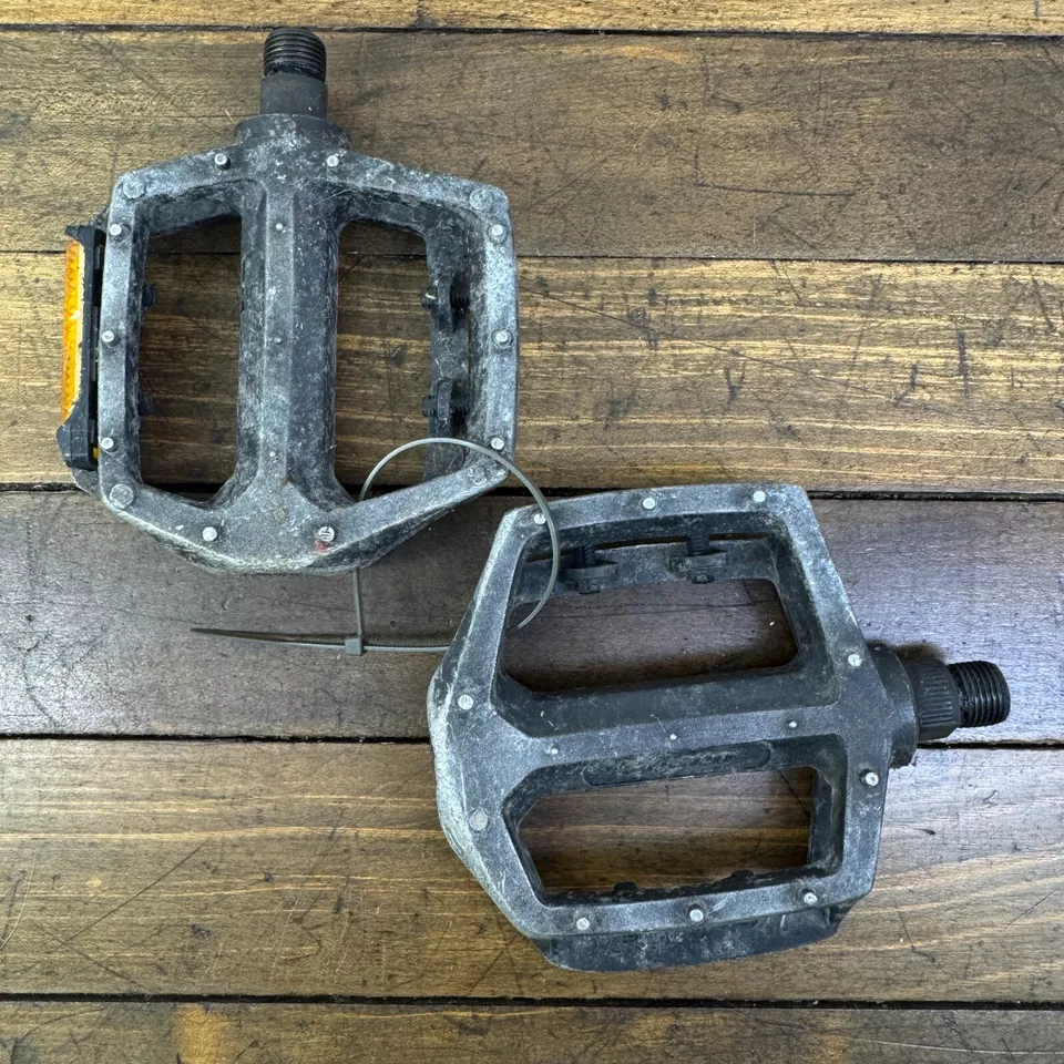 Pedales BMX Haro 9/16 pulgadas Chevron Mid School Plataforma BMX 3 PIEZAS LU-313 90s 00s Foto 4 de 4