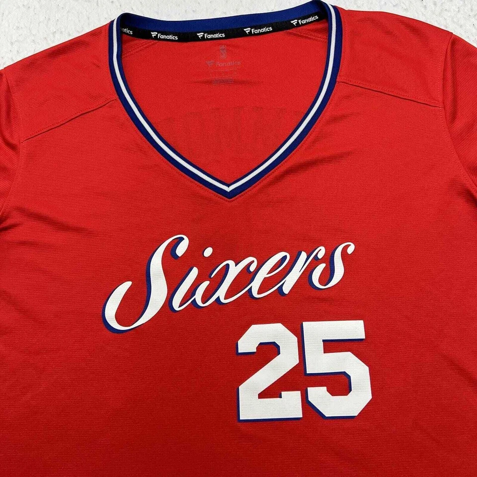 Camiseta gráfica vermelha Fanatics feminina grande NBA Philadelphia 76ers Ben Simmons 25 - Imagem 2 de 4