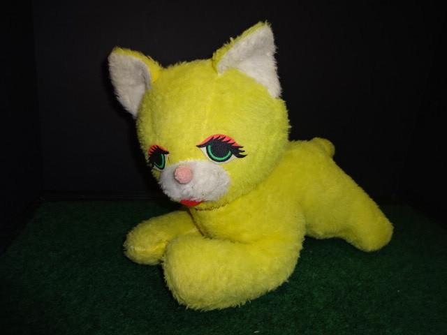 Vintage MCM KITTEN Yellow Plush Stuffed Animal Cat Kitty Toy - 15