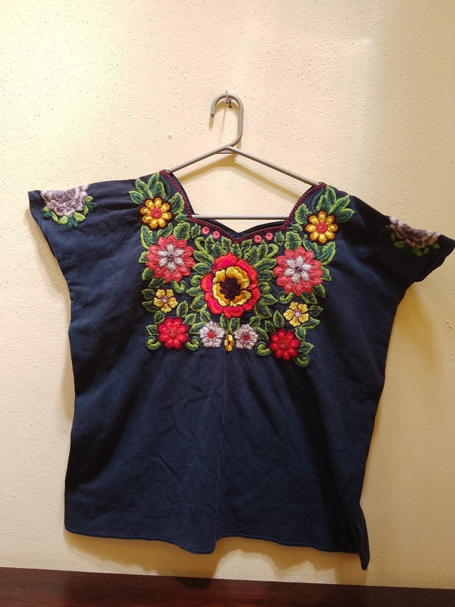 Güipil Bordados De Cuellos LLH03 Guatemalan Huipil Blouse From