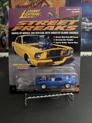 JOHNNY LIGHTNING STREET FREAKS 1967 FORD MUSTANG GT FASTBACK WHITE LIGHTNING
