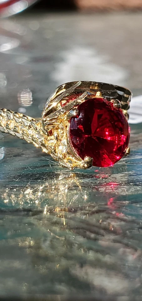 Ruby Labcreated Round Cut Solitaire Ring 10kt Solid Yellow Gold - Image 3 of 4