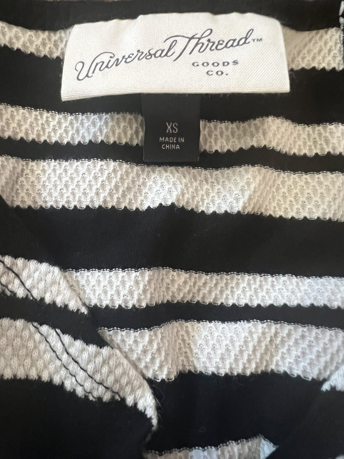 Universal Thread Black White Striped Spaghetti St… - image 6