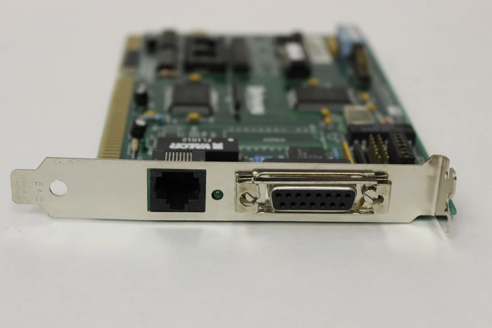 GATEWAY COMMUNICATIONS 82200100-72 ISA AUI UTP ADAPTER BOARD - Image 3 of 3
