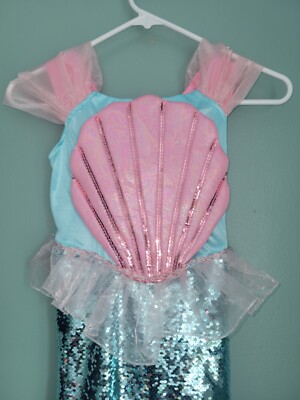 chinese dress ladies Amazon.com: LIMIROLER Princess Dress Up Toys Princess Dress Up Clothes  Rainbow Mermaid Cape Kit 9 Pcs Gift Set for Little Girls 3-8 Years Old,  Great Gift Set for Birthday Christmas Halloween (Rainbow main image 1