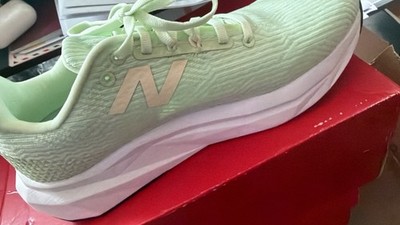 New Balance FuelCell Propel v5 White/Melon Water/Clay Ash  Women's Size 41