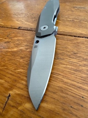New! Spyderco Slysz Techno 3 Flipper Knife CTS-XHP Steel Blade Titanium Scales