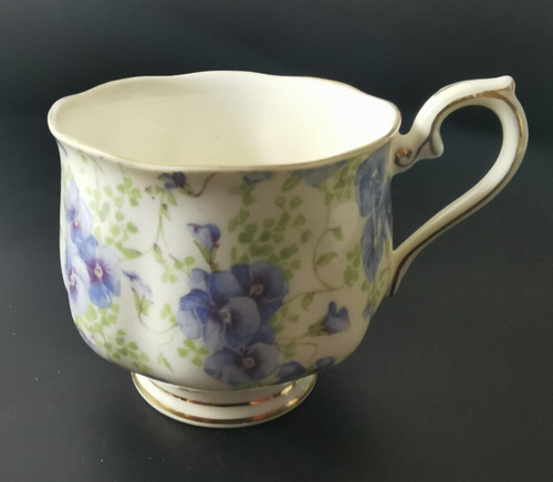 Vtg Royal Albert Blue Pansy Tea Cup Chintz Floral Flower Bone China England