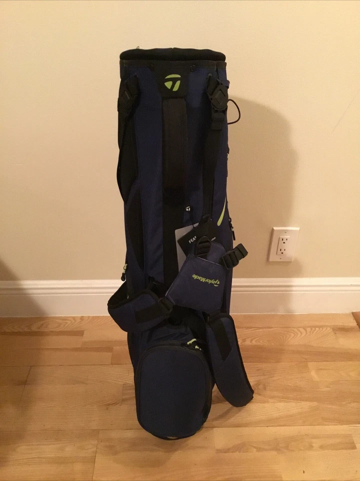 TaylorMade Flex Tech Carry/Stand Golf Bag with 3-way Dividers & Rain Cover (NEW) - Image 4 of 4
