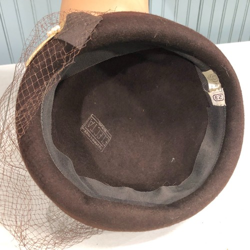 Brown Laced Electa Dress VTG USA Union Made Church Womens Cap Hat 56cm - Picture 6 of 7