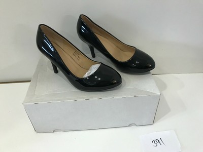 extra wide court shoes